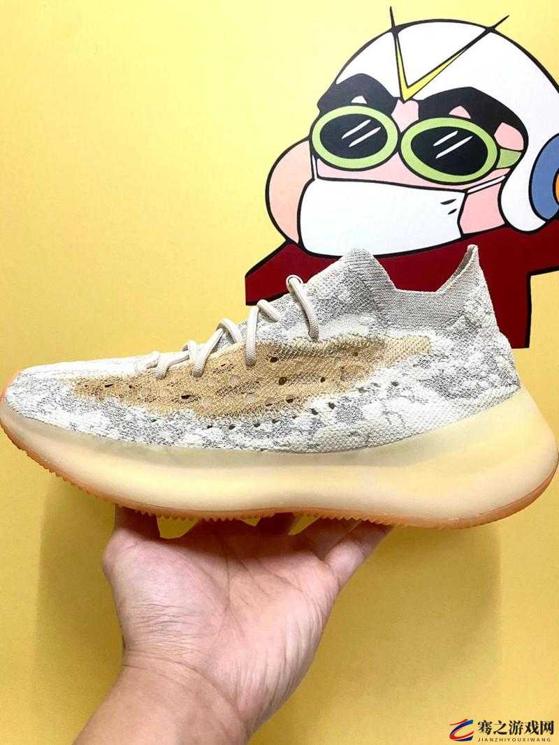 Yeezy 380 蜜桃粉与白色的时尚新潮流