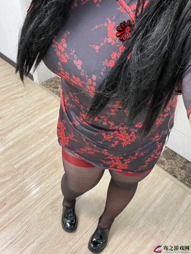 农村野外的独特老妇女 BBwBBw 的别样生活经历